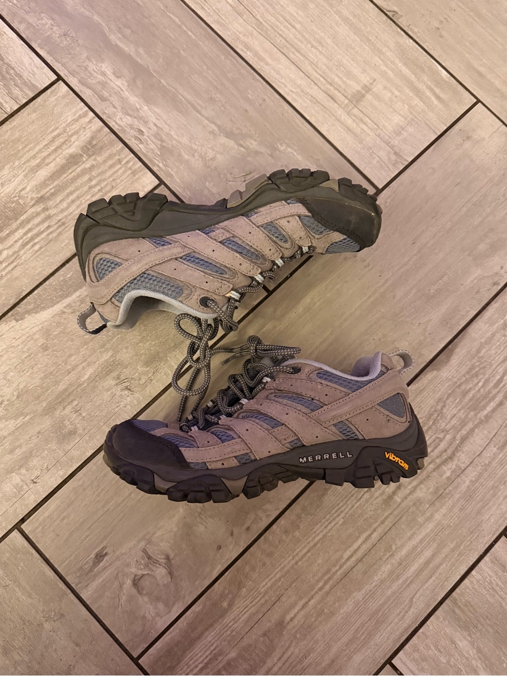 Merrell Women’s Moab 2 hiking shoe